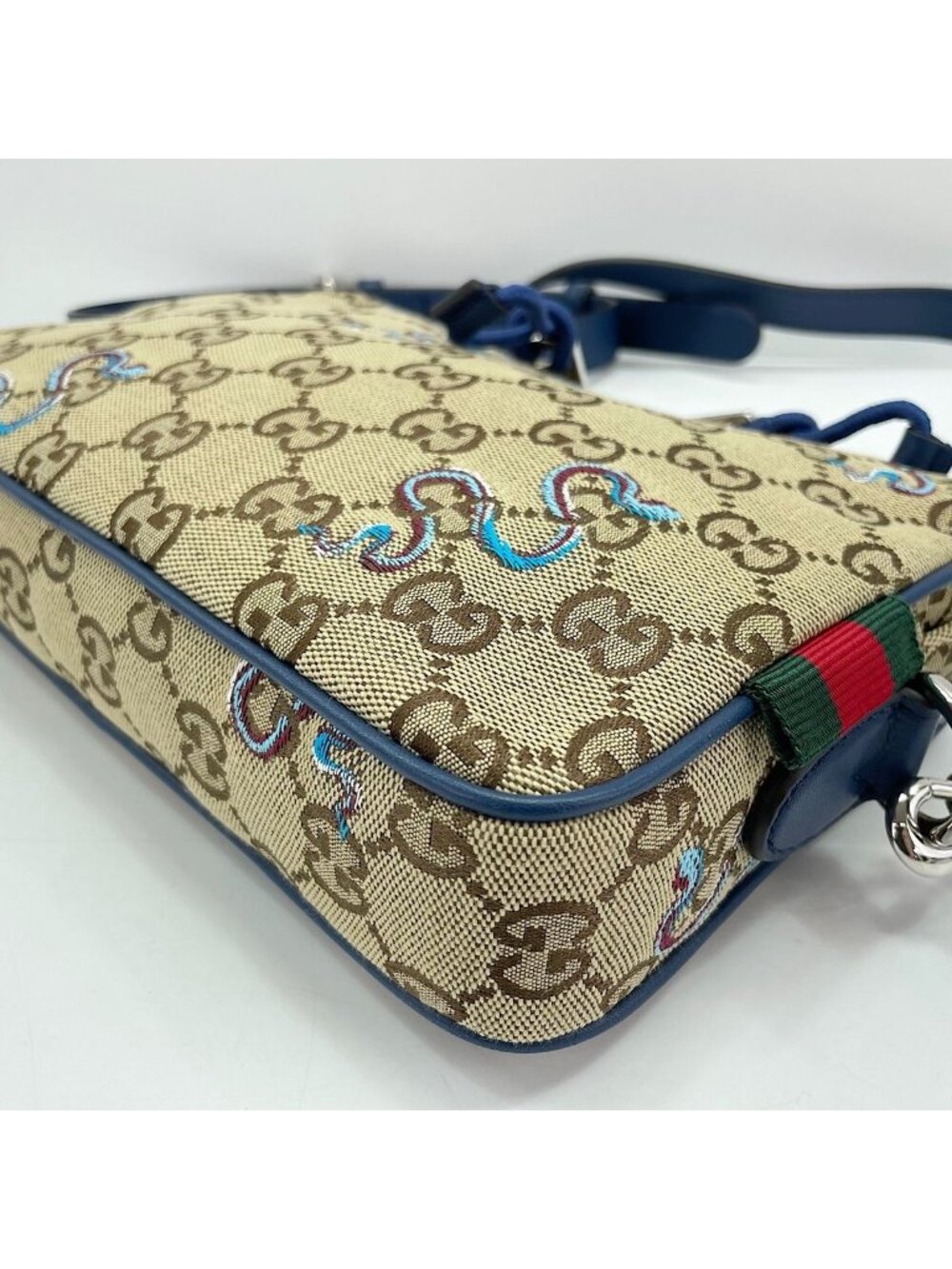 Gucci Shoulder Bag Snake Embroidery 2-Way - Picture 7 of 8